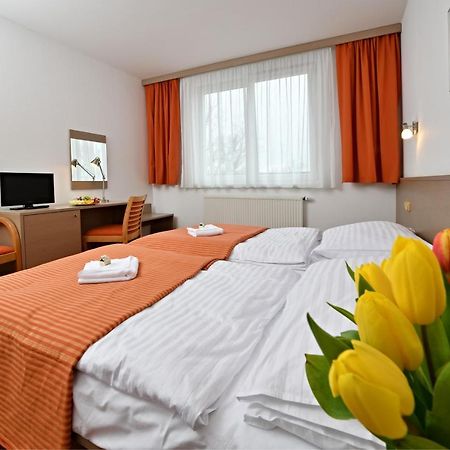 Lh Parkhotel Hluboka Nad Vltavou Congress & Wellness Ngoại thất bức ảnh