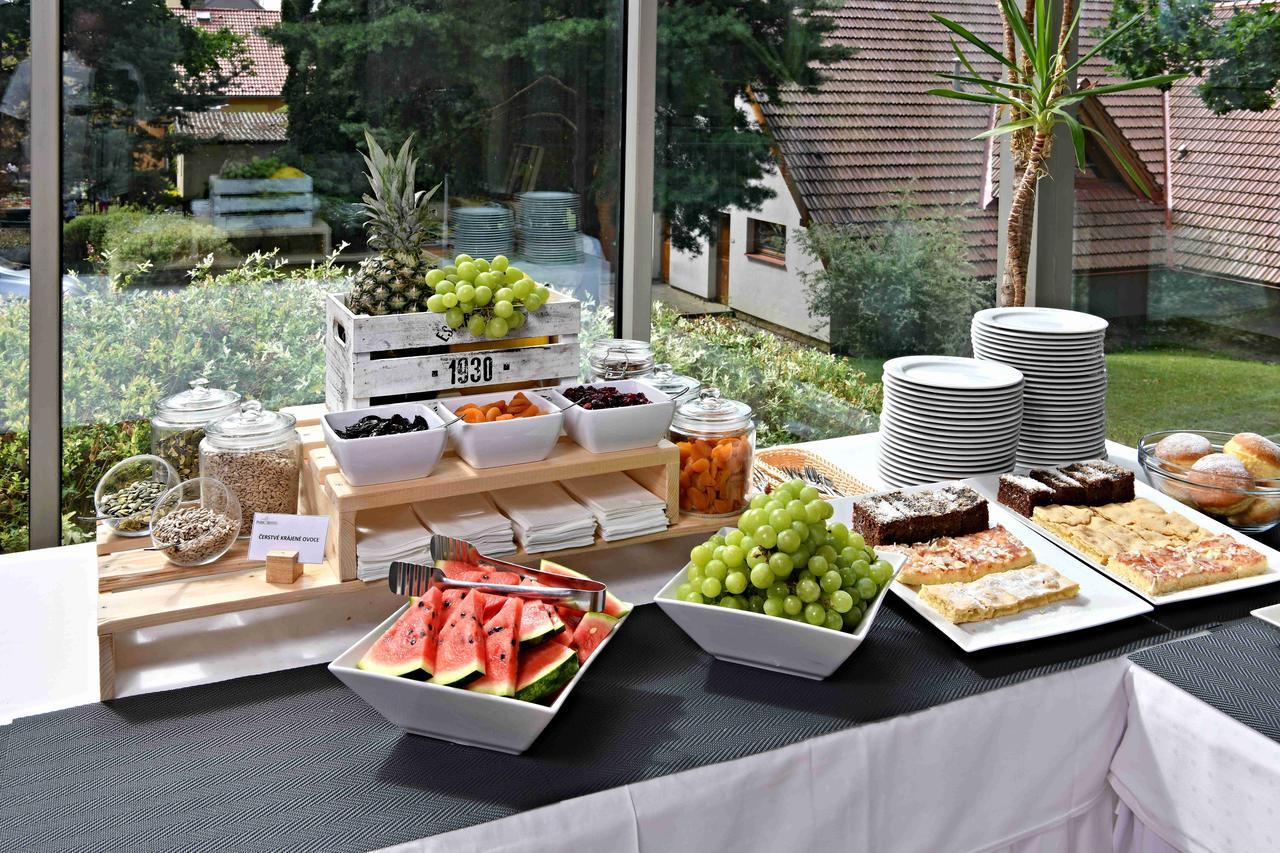 Lh Parkhotel Hluboka Nad Vltavou Congress & Wellness Ngoại thất bức ảnh